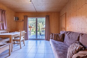 Ferienhaus # 142  mit 2 Schlafzimmern | Courtyard view - Almdorf Stadl by ALPS RESORTS (Stadl an der Mur)