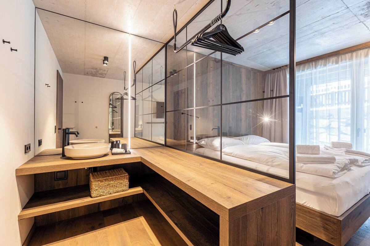 Premium Ferienwohnung mit Sauna & Garten | Lydisolert, barnesenger, wi-fi (inkludert) og sengetøy