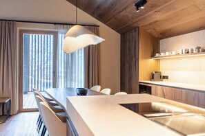 Premium Penthouse mit Sauna | Living area | Flat-screen TV - Villa Liesl by ALPS RESORTS (Haus im Ennstal)