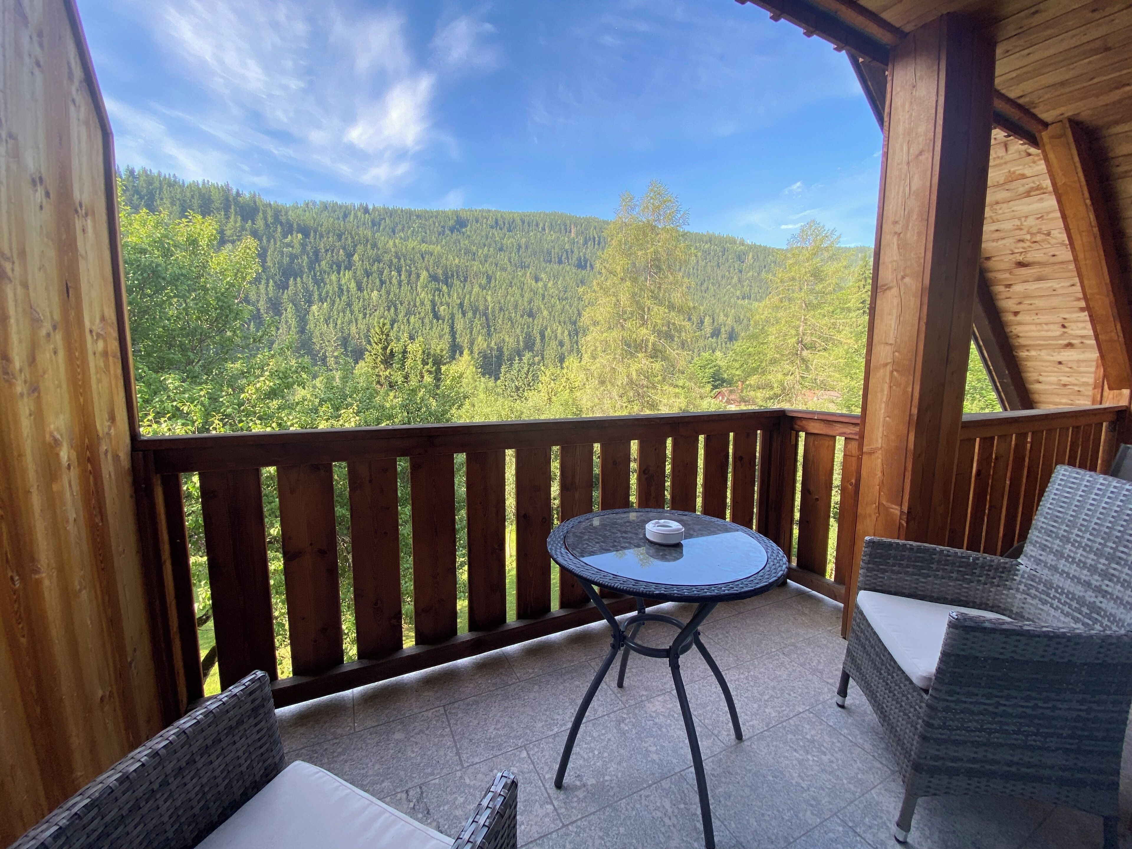 Ferienwohnung #1 mit 2 Schlafzimmern für bis zu 6 Personen | Vista desde la habitación