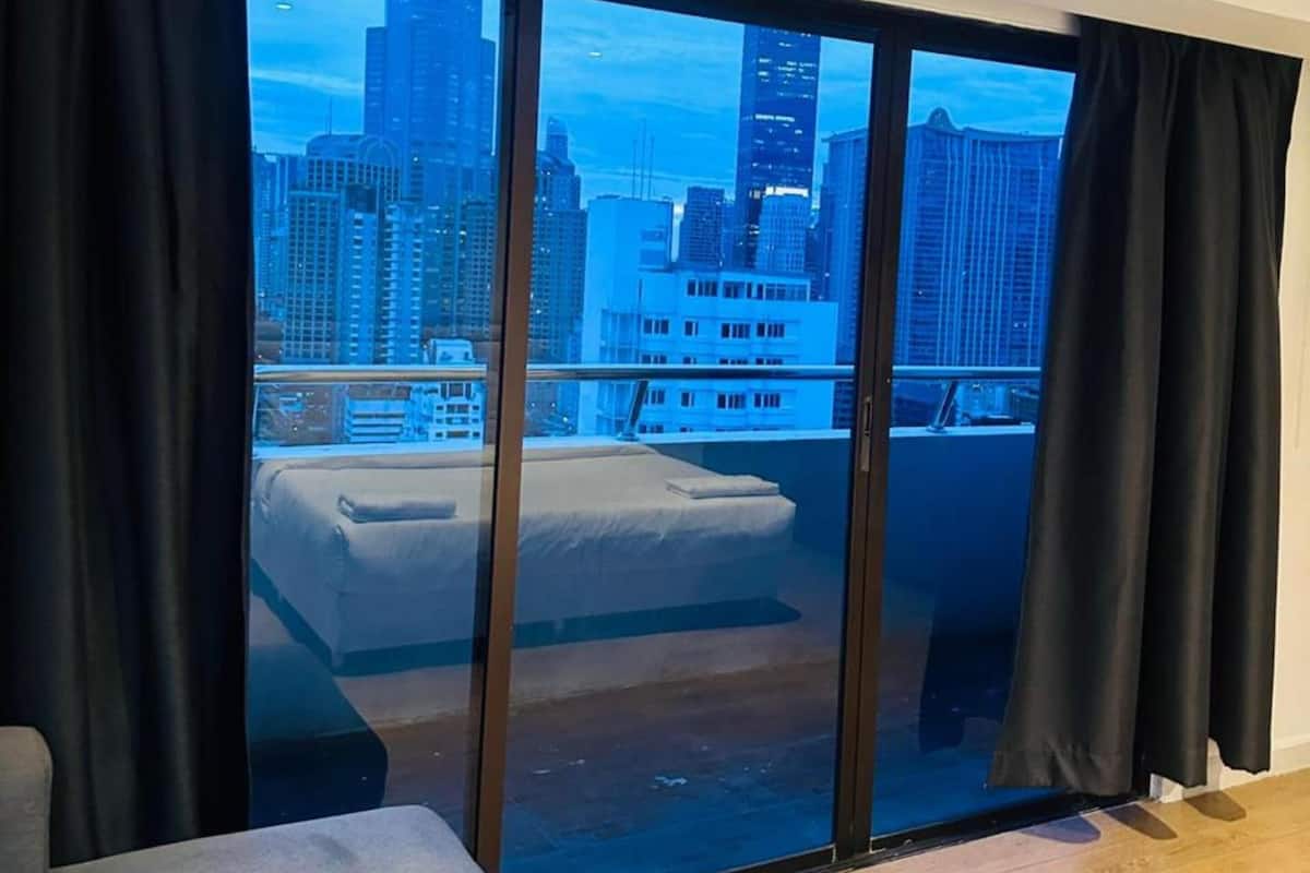 Apartemen Khas | 1 kamar tidur, brankas, meja kerja, dan setrika/meja setrika