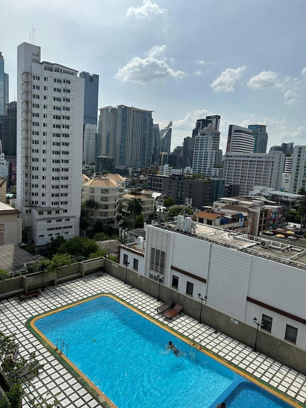 Signature Studio | City view