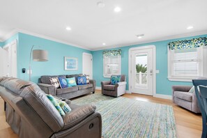 House, Multiple Beds (Aqua Skye) | Living area | TV - Aqua Skye (Navarre)