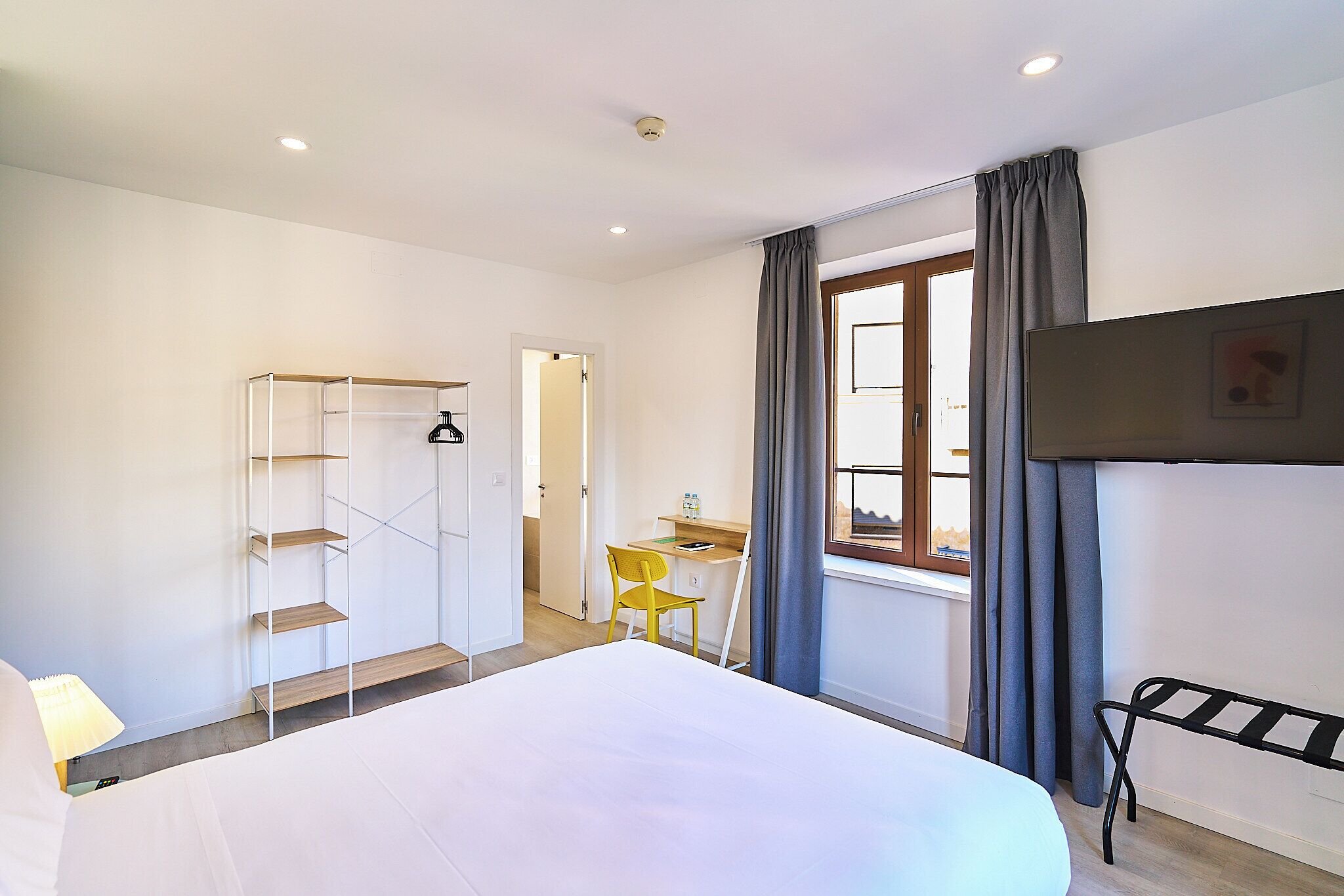 Photo - Hotel Gran Vía by gaiarooms