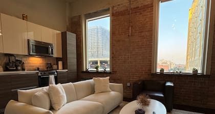 Historic Heart of Dallas ll Pool View