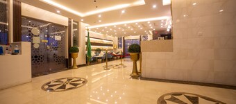 الماسية الأولى للشقق المخدومة  First Diamond Served Apartments