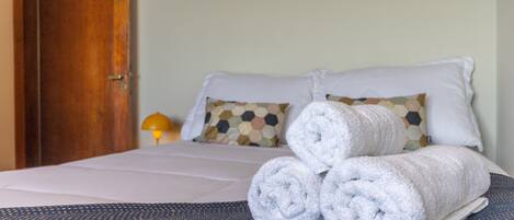 1 quarto, ferros/tábuas de passar roupa, Wi-Fi de cortesia