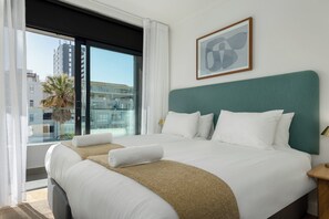 2 Schlafzimmer, Zimmersafe, Bügeleisen/Bügelbrett, WLAN