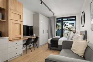 Coffres-forts dans les chambres, fer et planche à repasser, Wi-Fi