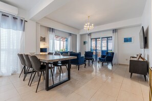 Apartment, Ocean View | In-room dining - Seaview Sanctuary House (Agios Theodoros)