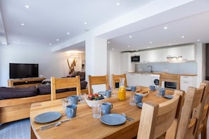 Dining - Wifi, view mountain, parking, tv, ski locker, 115m², Peisey-Vallandry (Peisey-Nancroix)