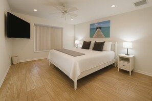 3 habitaciones, tabla de planchar con plancha, internet y ropa de cama 