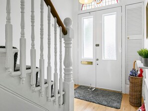 Interior - Elegant GetAway House in Vibrant Clapham Juction - Pass the Keys (London)