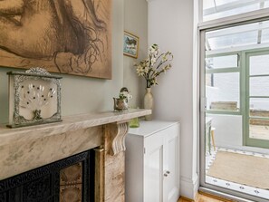Interior - Elegant GetAway House in Vibrant Clapham Juction - Pass the Keys (London)