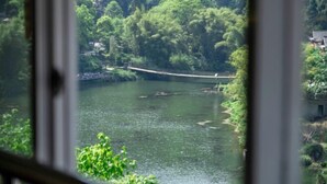 Pemandangan dari hartanah