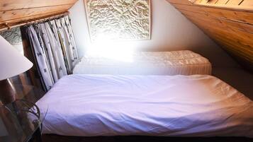 2 slaapkamers, een strijkplank/strijkijzer