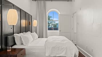 Luxury Apartment, 2 Bedrooms, City View, Tower | 1 bedroom, desk, laptop workspace, soundproofing