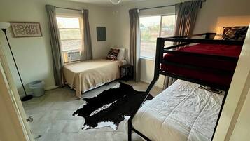 2 chambres, accès au Wi-Fi (inclus), literie fournie
