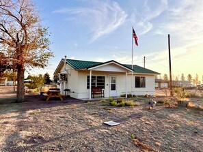 Exterior - PARK RANGER GUEST HOUSE GUADALUPE MOUNTAINS NATIONAL PARK (Dell City)
