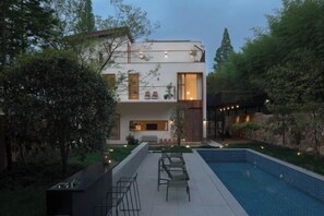 Exterior - Mount Mogan Chic Hostel (Deqing)