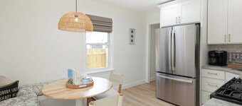 Cozy 2-Bedroom Home: Modern Amenities, WiFi, and AC—3 Blocks from Pier Village