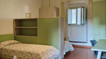 1 camera, ferro/asse da stiro, Wi-Fi, lenzuola