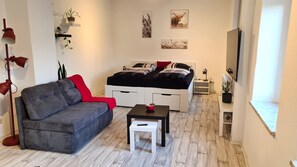 1 chambre, fer et planche à repasser, Wi-Fi, draps fournis