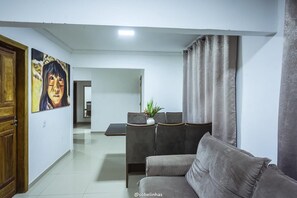 Family Apartment, 4 Bedrooms | Living area