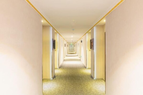 Interior - Wenhui Hotel (Shanghai)