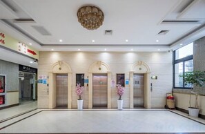 Interior - Wenhui Hotel (Shanghai)