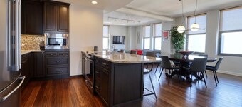 Penthouse Condo | 3 King Beds | Downtown Lincoln