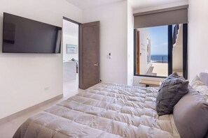 2 bedrooms, desk, free WiFi, bed sheets