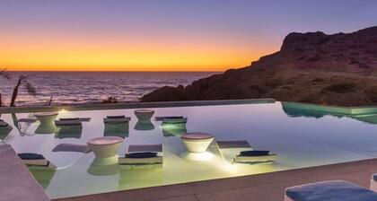 Oceanfront Condo Steps Away From Cerritos Beach