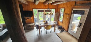 Dining - Le Refuge, Chutes à Lessard
(Saint-Alexis-des-Monts)