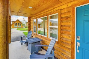 Terrace/patio - Mountain-View Red Lodge Home - 10 Mi to Skiing! (Red Lodge)
