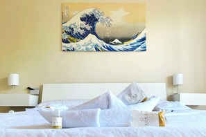 2 bedrooms, desk, iron/ironing board, travel crib - [House of Sun] Relax & Beach 400 meters away in Albenga (Albenga)