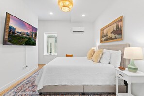 2 bedrooms, desk, travel crib, WiFi