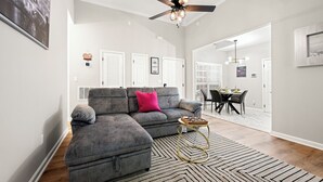 Smart TV - Breath of Fresh Air DT Atlanta (Atlanta)