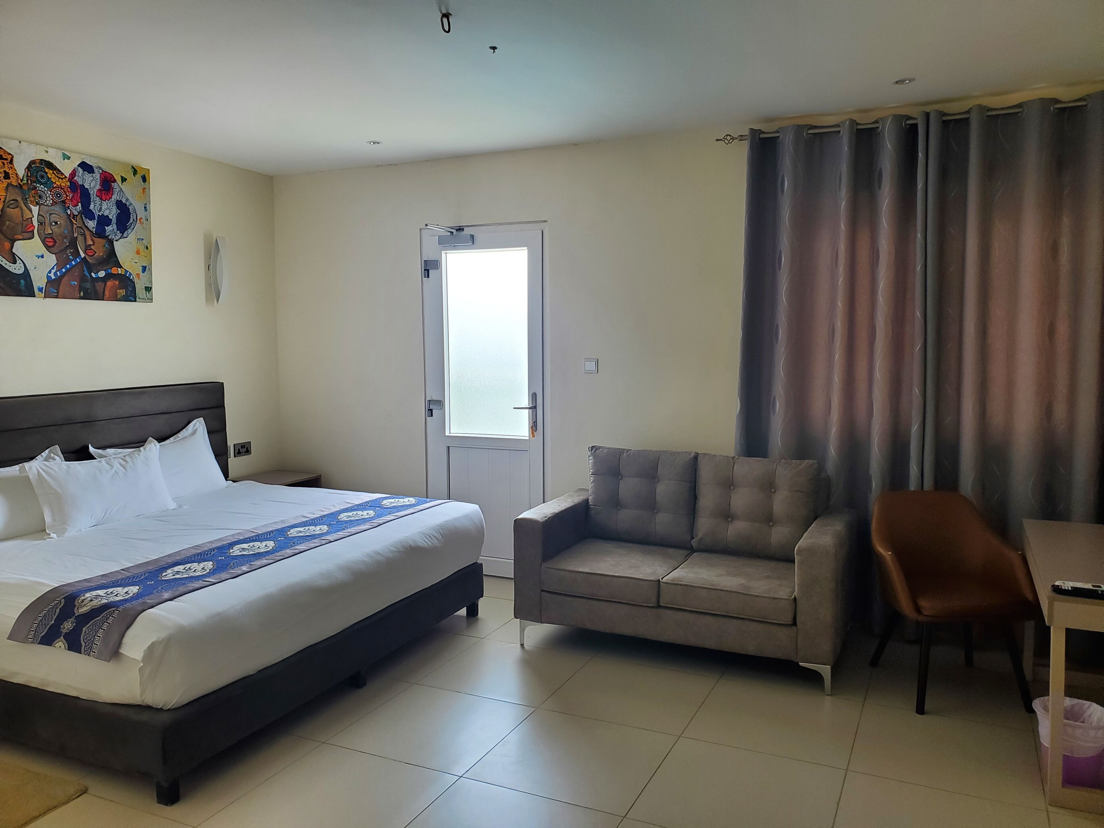 Deluxe Double Room, Balcony, Lagoon View | In-room safe, individually decorated, individually furnished, desk