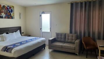 Deluxe Double Room, Balcony, Lagoon View | In-room safe, individually decorated, individually furnished, desk