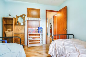 3 chambres, bureau, lit parapluie, accĂšs Internet