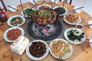Restaurant - Binghe Courtyard Mountain Forest Creekside Vacation Boutique Stay (Tiantangzhai Scenic Area) (Jinzhai)