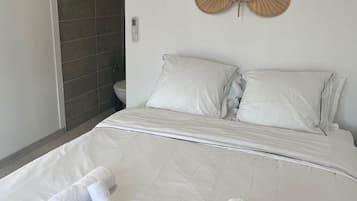 1 chambre, bureau, Wi-Fi gratuit, draps fournis