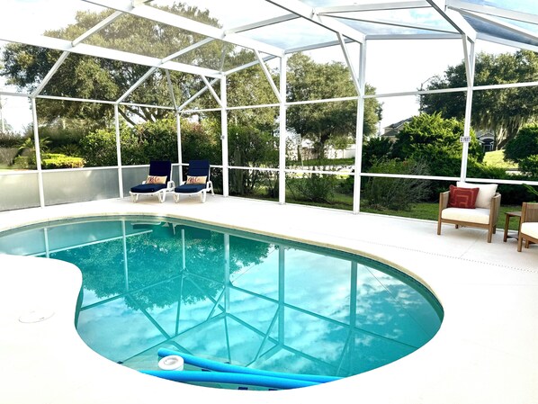 Ulkouima-allas, lämmitetty uima-allas