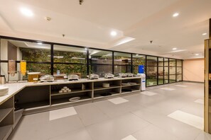 Restaurant - Hotel Sapphire House Paharganj (New Delhi)