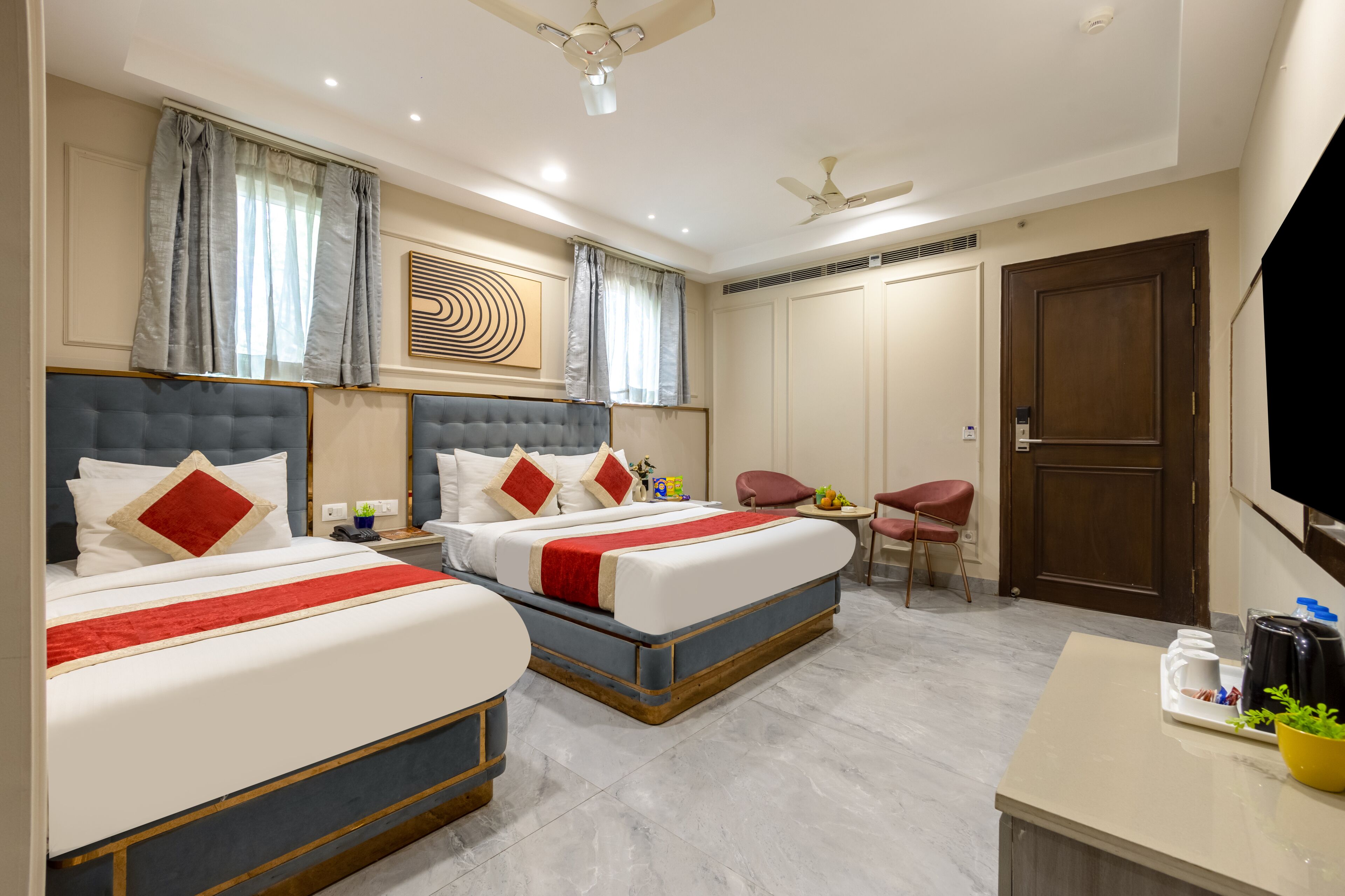 Desk, laptop workspace, free WiFi, bed sheets