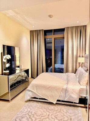 1 camera, ferro/asse da stiro, Wi-Fi