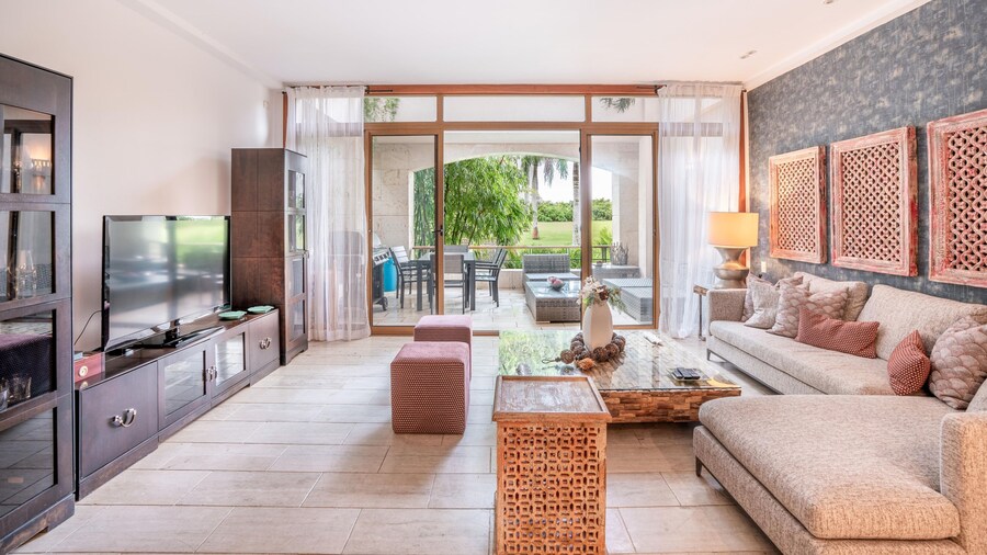 Magical 4BR Apartment w Maid bbq in Casa de Campo
