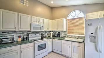 Villa, Multiple Beds, Pool Access, Pool View (4 Bed Villa in Kissimmee, Orlando) | Private kitchen | Fridge, microwave, oven, stovetop