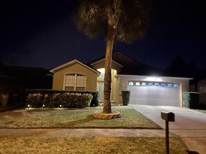 Exterior - 8054 Hidden Gem (Kissimmee)